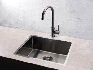 Miami 1 bowl gun metal roomset (1) UK